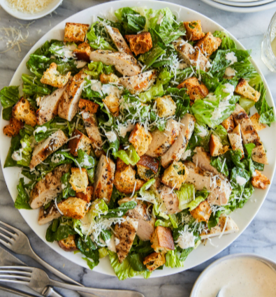 Caesar salad with chicken 
